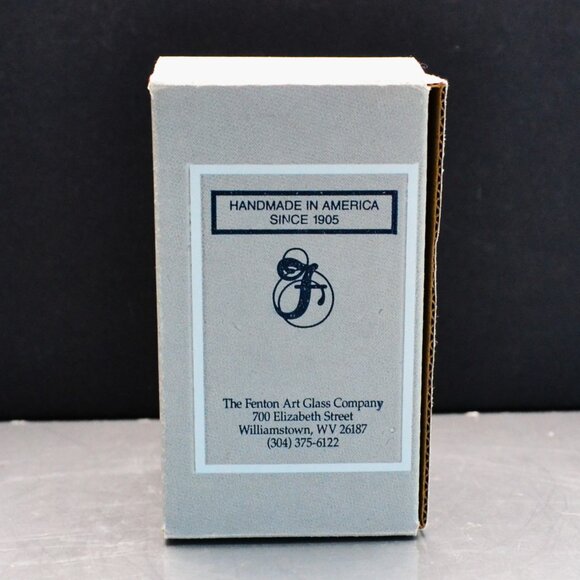 Vintage Fenton Butterfly Floral Egg Signed Numbered w/ Box Collectible - Picture 6 of 8